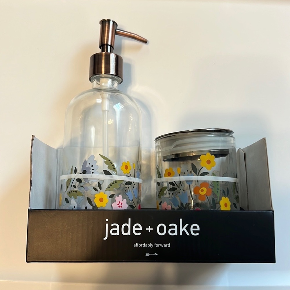 Jade + Oake toothbrush and soap holder